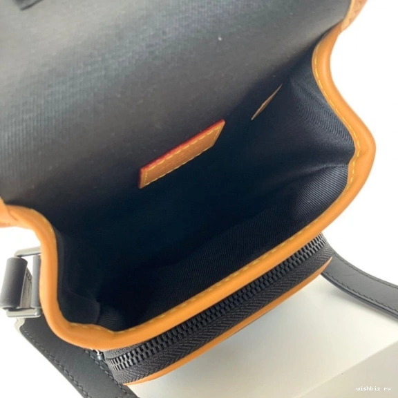 WIS LOUIS MESSENGER VUITTON NANO AMAZONE 0118